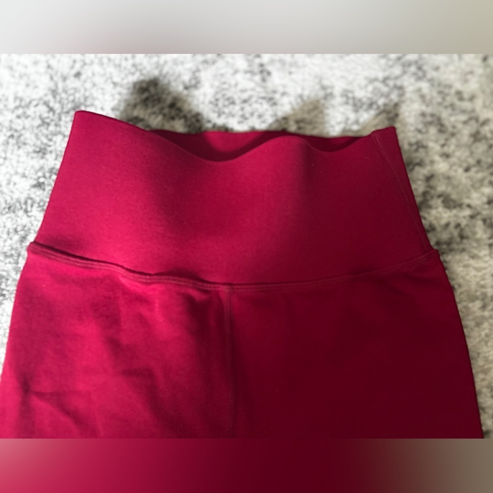 Fabletics Red Sculptknit Contour High-Waisted Legging Size: Medium - Picture 4 of 4